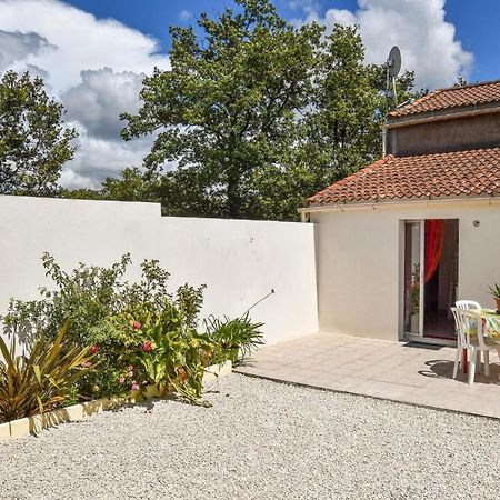 2 Bedroom Lovely Home In St Avaugourd Des Lande Saint-Avaugourd-des-Landes Exterior photo